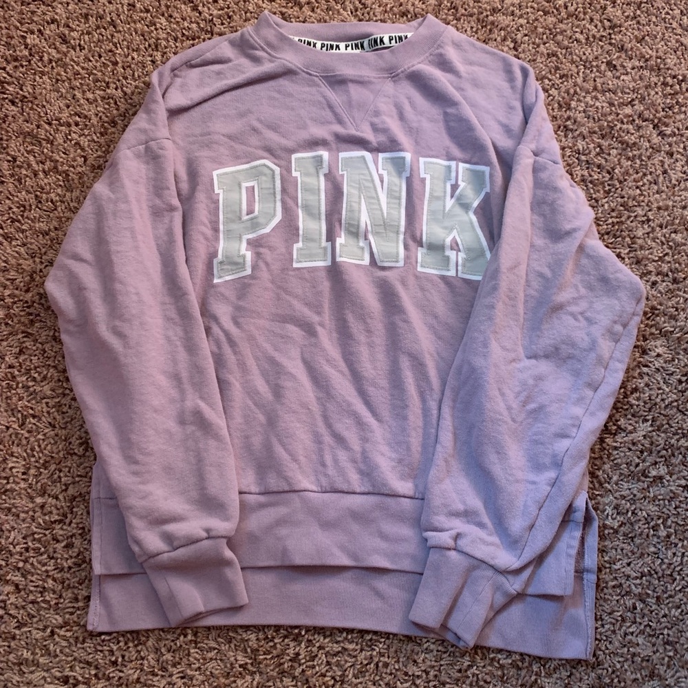 crew neck
